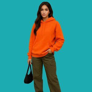 Vintage-Style Gildan Heavy Blend Orange Hoodie – Unisex Size L (Bold Streetwear)